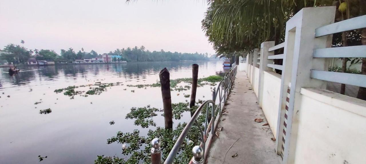 Captains Cabin Backwater Resort Alappuzha Εξωτερικό φωτογραφία