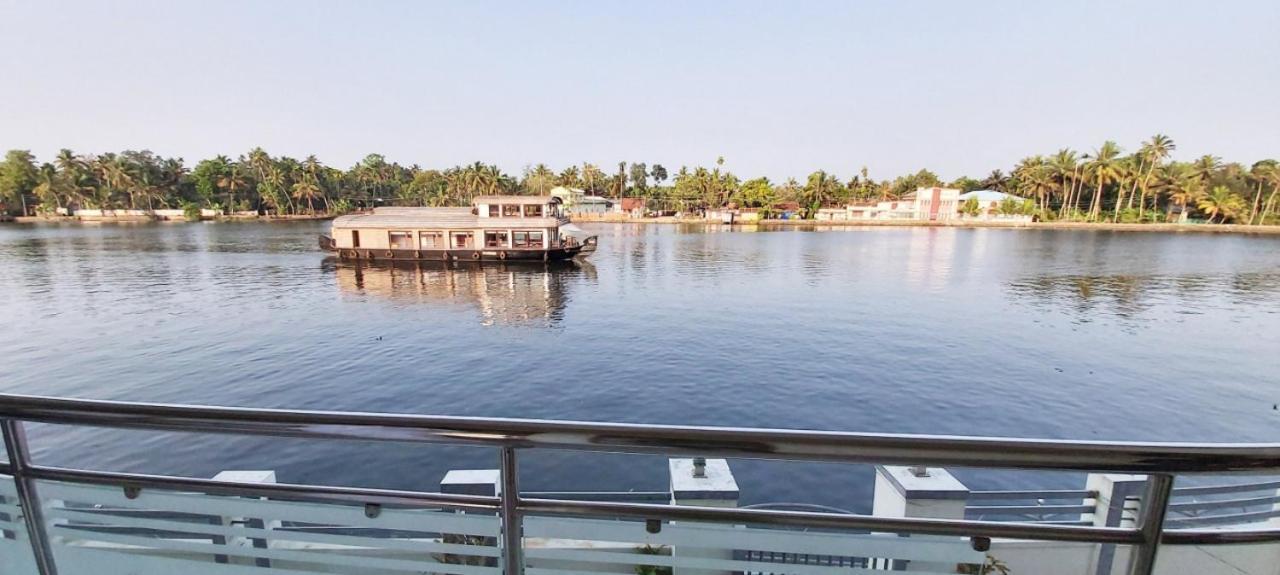 Captains Cabin Backwater Resort Alappuzha Εξωτερικό φωτογραφία